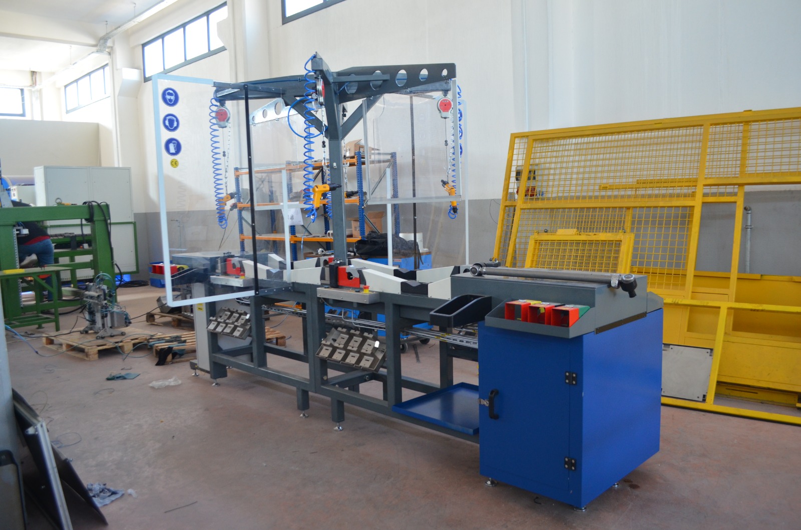 Tie Rod Mounting Machine